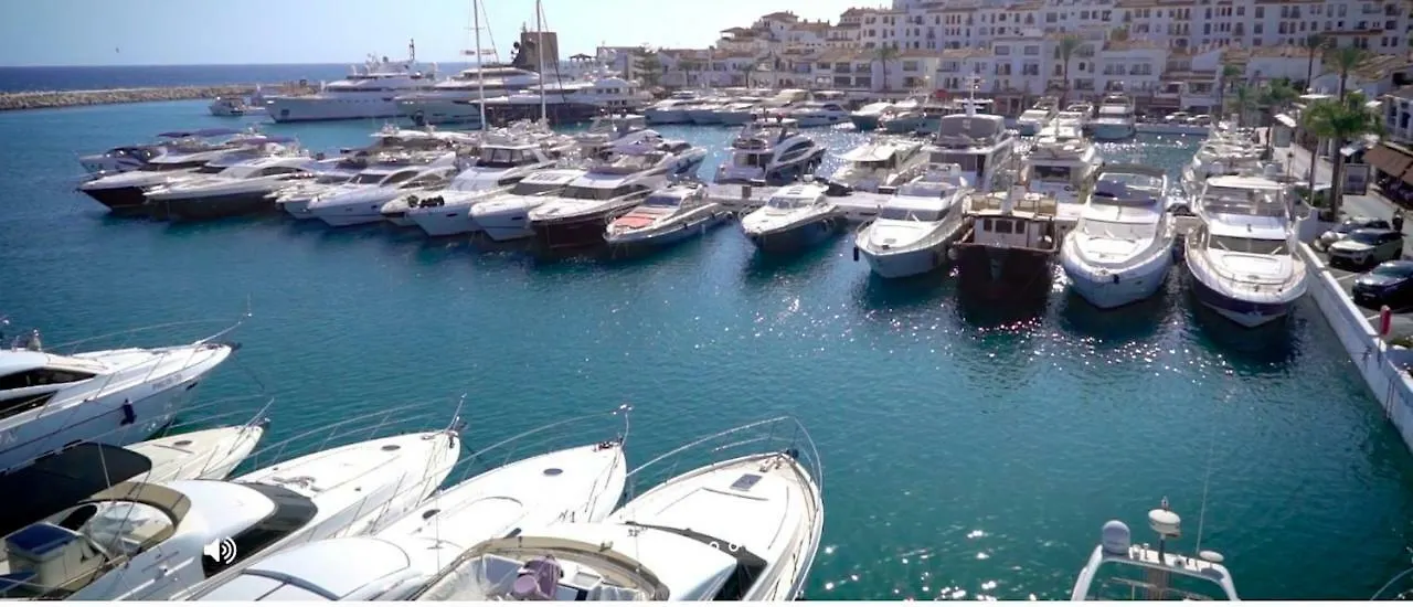 Villa 9 La Alzambra-Puerto Banus 马尔韦利亚 0*,  西班牙